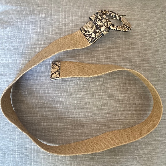 🔴SOLD🔴 Wide band belt - snake print - Picture 2 of 2